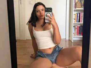 Streamate Nude Webcam of rossilari