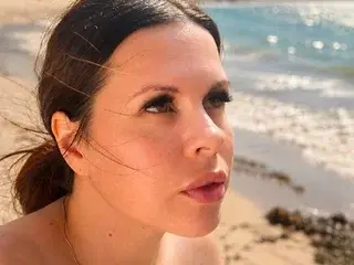 Streamate Live Porn of AprilWow