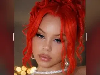 Streamate Free Live Porn of kyralaced