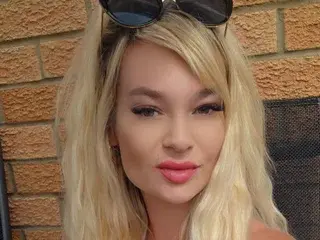 Streamate Free Live Porn of Kiki_xx