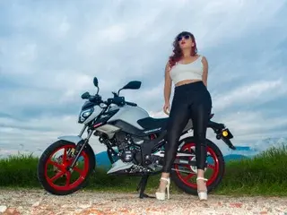 Streamate Adult Video Chat of piaf_cute