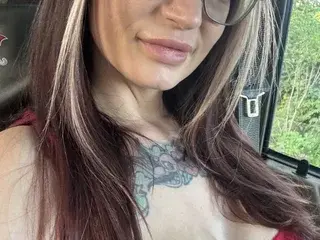 Streamate Free Live Porn of InkedJade