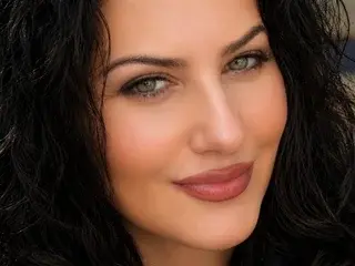 Streamate Watch Live Sex Cams of Bellastarrrr