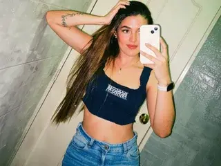 Streamate Best live sex cam show of AlicceGray