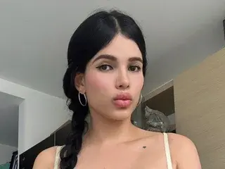 Streamate Nude Webcam of MelanieSantos