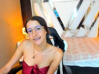 Streamate Watch Live Sex Cams of Linda4Petite