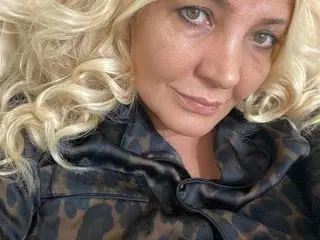 Streamate Live Porn of Blondyy