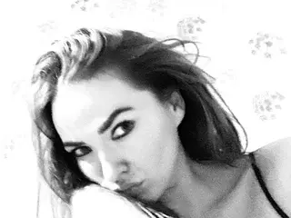 Streamate Best live sex cam show of Qtpetite25