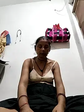 Stripchat Adult Video Chat of Karishna_hot