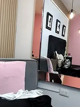 Stripchat Live Sex of MonzerratBoyer