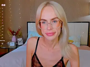 Stripchat Watch Live Sex Cams of bellatip