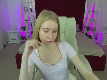 Stripchat Live Sex of Alina_Blonde