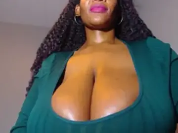 Stripchat Best Webcam of Silkytitss