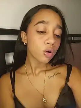 Stripchat Free Porn Cam of Zoe_Sweett18