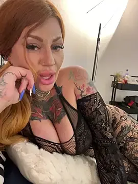 Stripchat Live Porn of krysstal003