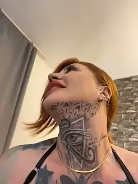 Stripchat Sex Chat of krysstal003