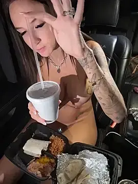 Stripchat Live Sex Cam of Kate-Paul