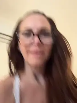 Stripchat Live Porn of MessyNastyQueen
