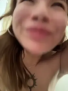 Stripchat Free Live Porn of FlashTitsRoyal