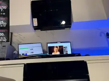 Stripchat Live Porn of Marina-