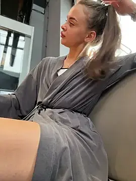 Stripchat Free Live Porn of KristiRich