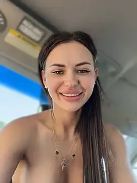Stripchat Free Porn Cam of PrincessaHill_