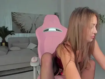 Stripchat Sex Cam of TiffanyHouston_