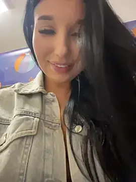 Stripchat Best Webcam of Tisha_Busty