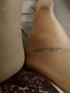 Stripchat Free Live Porn of MarochienneAnissa