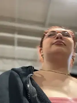 Stripchat Sex Cam of Pumpkin_bunny