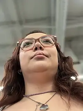 Stripchat Live Sex of native_naya