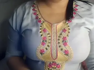 Stripchat Free Live Porn of Trezza