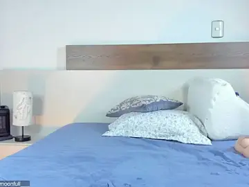 Stripchat Watch Live Sex Cams of _fullmoon