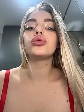 Stripchat Adult Webcam of HugeBoobsAlice