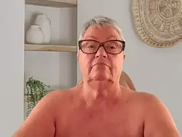 Stripchat Best Webcam of Mystery-Grandmother