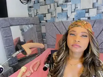 Stripchat Sex Cam of angel_dthroatt