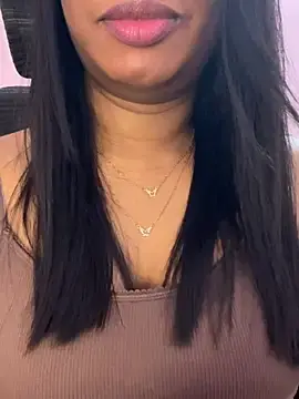 Stripchat Nude Webcam of Tamil_Maaya