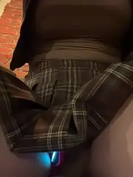 Stripchat Watch Live Sex Cams of Holly_Play