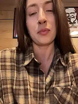 Stripchat Free Live Porn of Holly_Play