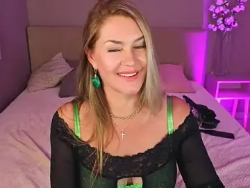 Stripchat Best Webcam of Adele_Russo