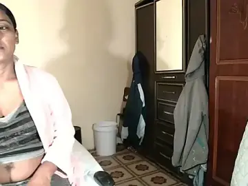 Stripchat Free Porn Cam of indiansweetflava