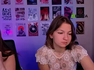 Stripchat Sex Cam of chloe_ley