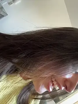 Stripchat Free Porn Cam of sukhakunis1