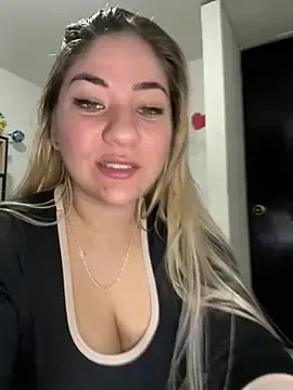 Stripchat Free Porn Cam of Celestedubois