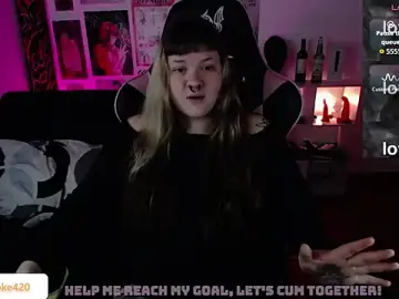 Stripchat Free Porn Cam of Bdsm_and_fries