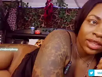 Stripchat Sex Cam of MsBootyBoop
