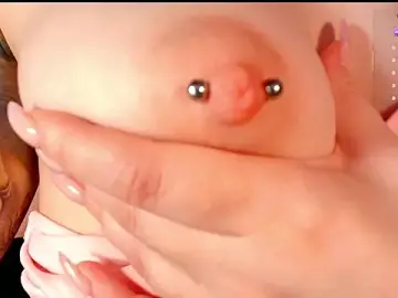 Stripchat Free Live Porn of GoodWitch_