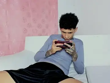 Stripchat Free Porn Cam of self_love46