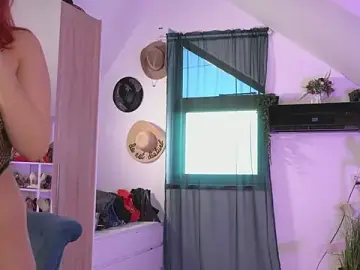 Stripchat Sex Cam of Amaliamour