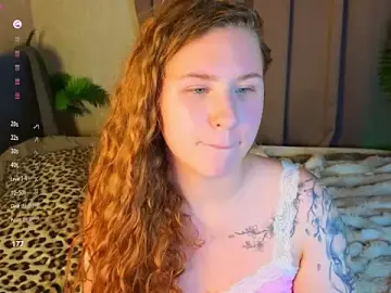 Stripchat Sex Cam of Elsie_Cutties